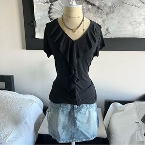 Ruffle short sleeve V-neck blouse